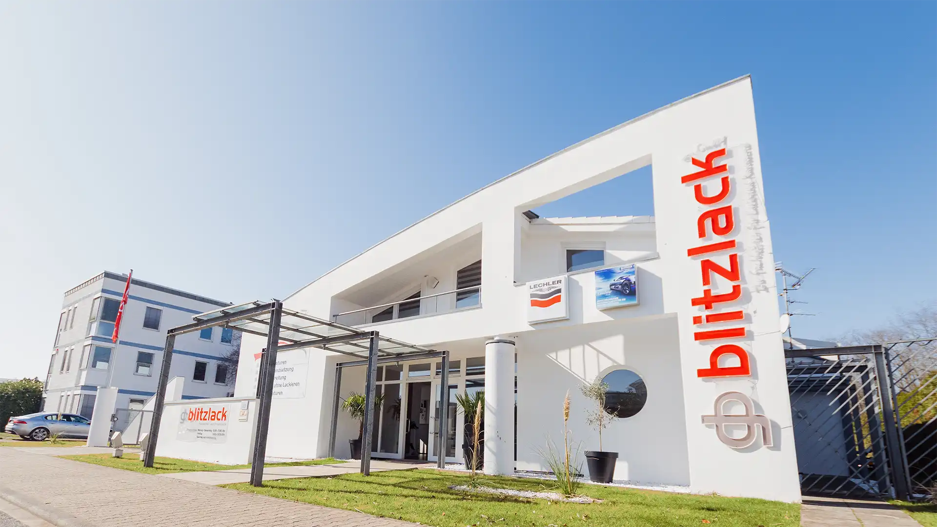 Lackiererei und Karosseriewerkstatt in Darmstadt - Meisterbetrieb/Fachbetrieb gb Blitzlack GmbH