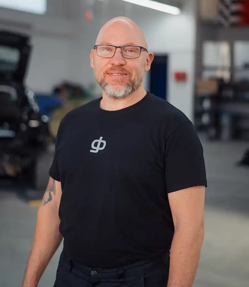 Volker Kiefer Fahrer für Hol- & Bringservice - Lackiererei - Karosseriewerkstatt - gb Blitzlack - Darmstadt und Umgebung Wie: Weiterstadt oder Griesheim